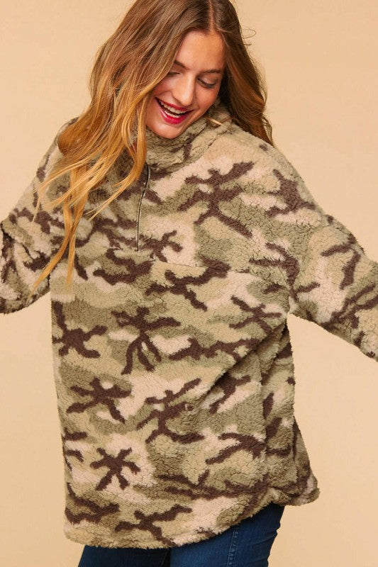 Camo Sherpa Faux Fur Zip Up Pullover Jacket